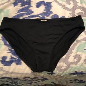 Black CHAPS bikini bottom